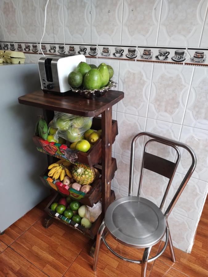Noras Homestay Laureles Medellin Bagian luar foto
