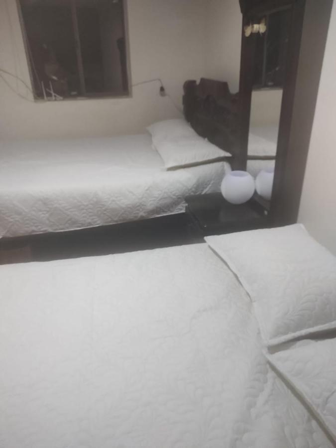 Noras Homestay Laureles Medellin Bagian luar foto
