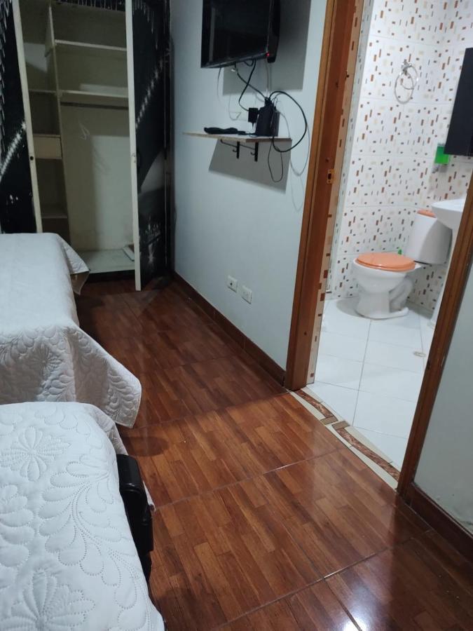 Noras Homestay Laureles Medellin Bagian luar foto